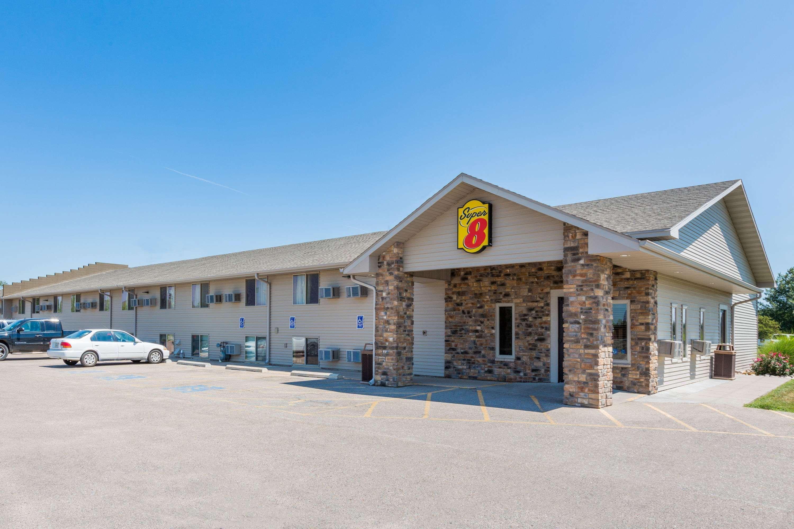 Super 8 By Wyndham Kearney Motel Ngoại thất bức ảnh