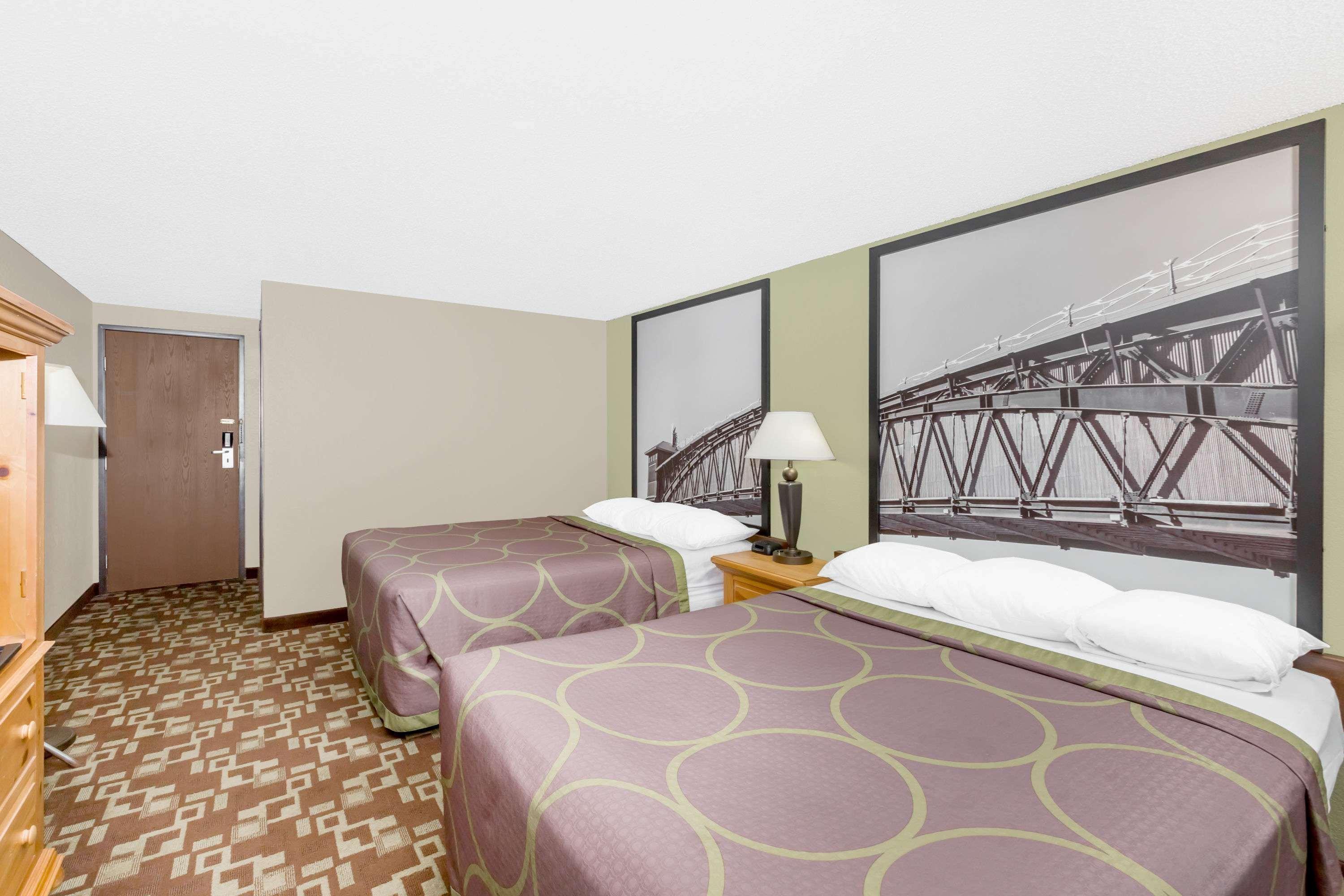 Super 8 By Wyndham Kearney Motel Ngoại thất bức ảnh